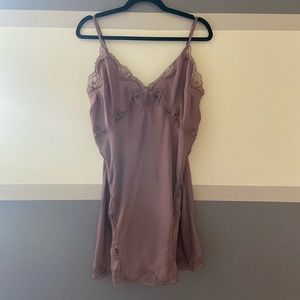 VS Satin Slip